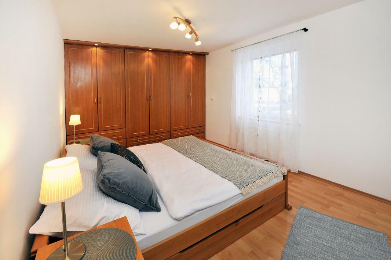 Apartman Zara Velky Slavkov Exterior foto