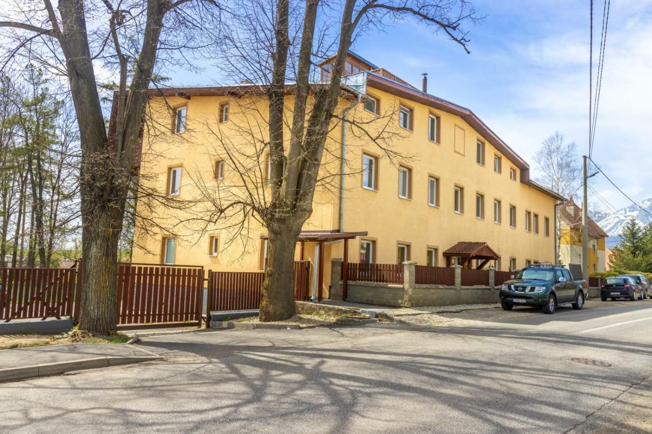 Apartman Zara Velky Slavkov Exterior foto