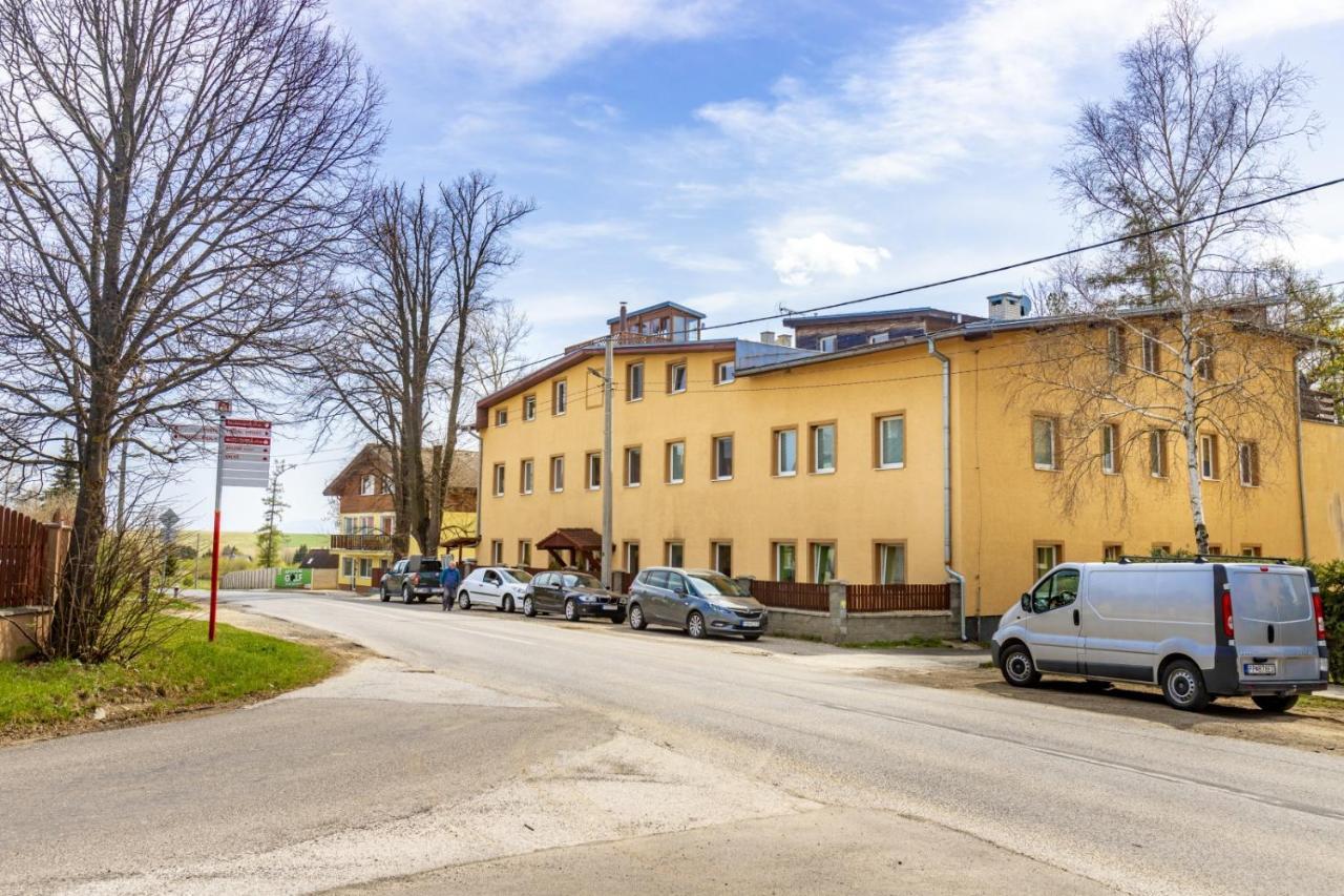 Apartman Zara Velky Slavkov Exterior foto